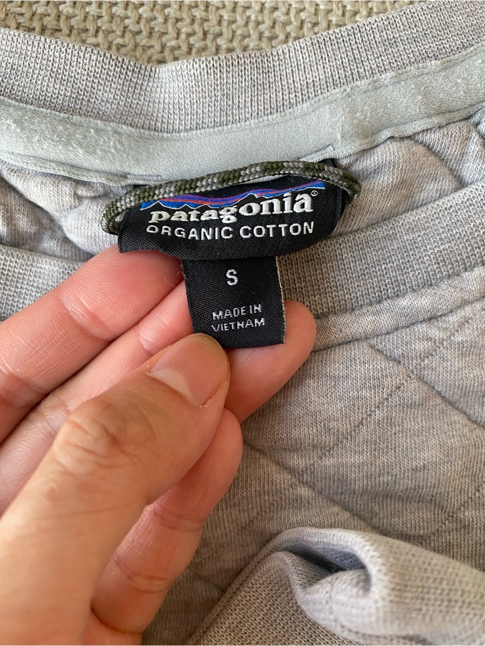 Patagonia Quilted Crewneck Sweatshirt - Light Heather Gray - Picture 3 of 10